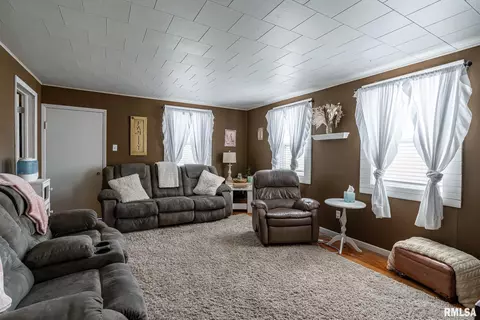 1510 Pershing Blvd, Clinton, IA 52732 photo 8