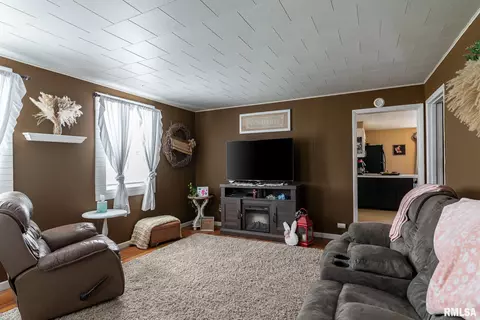 1510 Pershing Blvd, Clinton, IA 52732 photo 9