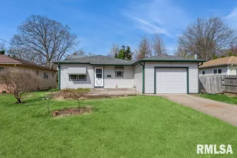 2212 25th St, Rock Island, IL 61201