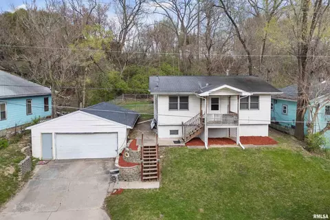 171 Hero St, Silvis, IL 61282
