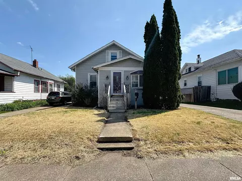 1817 13th St, Rock Island, IL 61201