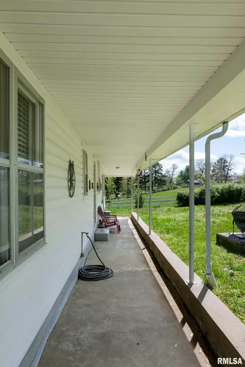 145 Roosevelt Loop, Vienna, IL 62995 photo 32