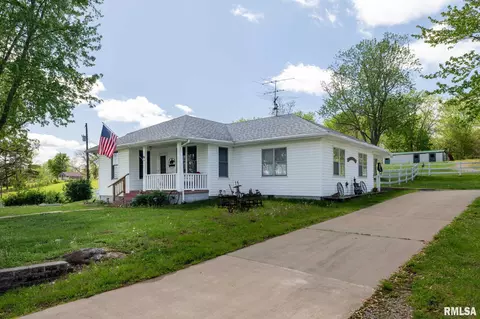 145 Roosevelt Loop, Vienna, IL 62995 photo 3