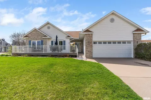 1506 Kenosha Ct, Davenport, IA 52804