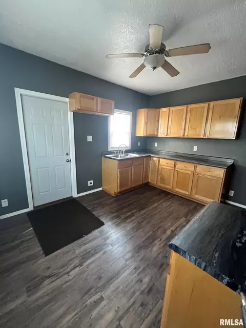 307 E Central Blvd, Kewanee, IL 61443 photo 14
