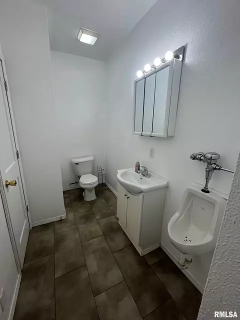 307 E Central Blvd, Kewanee, IL 61443 photo 19