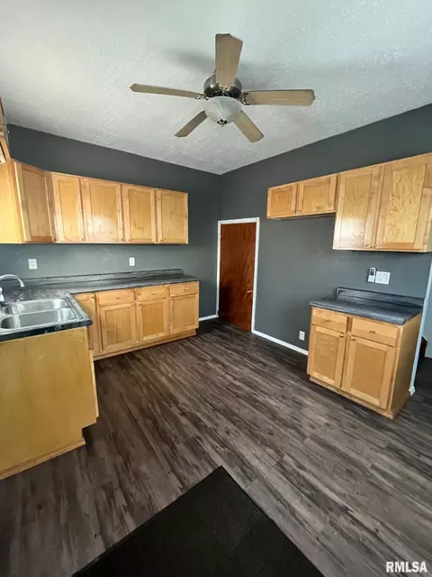 307 E Central Blvd, Kewanee, IL 61443 photo 15