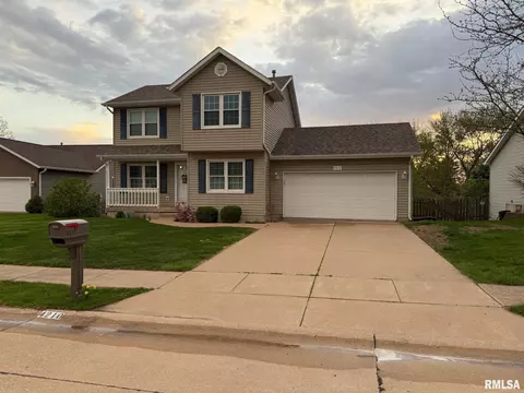 4210 N Oak St, Davenport, IA 52806