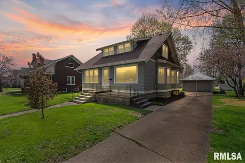 523 S Oakwood Ave, Geneseo, IL 61254