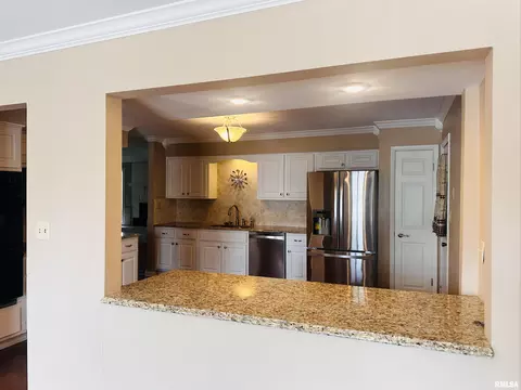 205 Evergreen Dr, Anna, IL 62906 photo 8