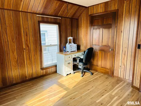 128 11th St, Silvis, IL 61282 photo 16