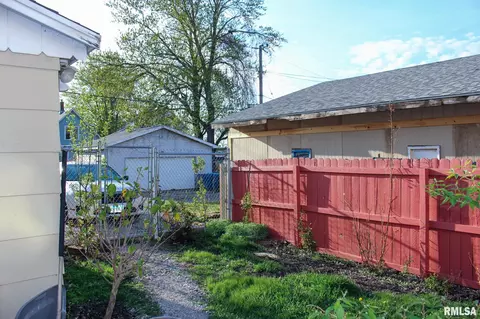 128 11th St, Silvis, IL 61282 photo 18
