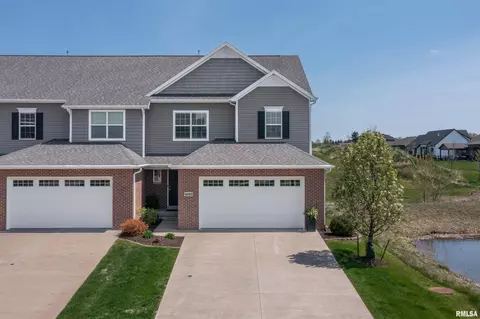 4503 E Slate Creek Dr, Bettendorf, IA 52722