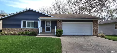 1714 55th St, Moline, IL 61265