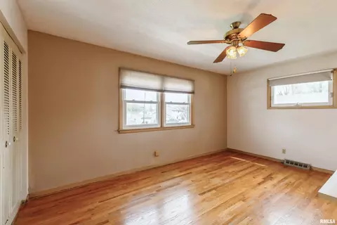 4733 20th Ave, Moline, IL 61265 photo 15