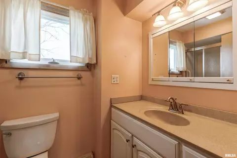 4733 20th Ave, Moline, IL 61265 photo 16