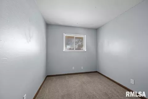 423 7th Street Ct E, Milan, IL 61264 photo 20