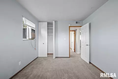 423 7th Street Ct E, Milan, IL 61264 photo 19