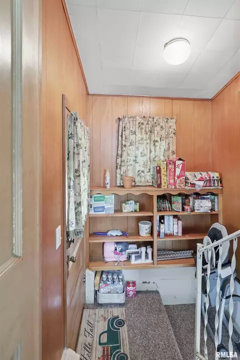 3303 40th St, Moline, IL 61265 photo 12