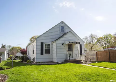 412 22nd Ave, Moline, IL 61265 photo 3