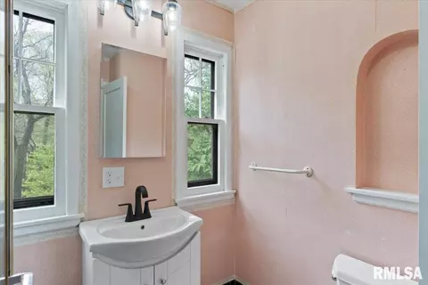 4242 8th Ave, Moline, IL 61265 photo 32