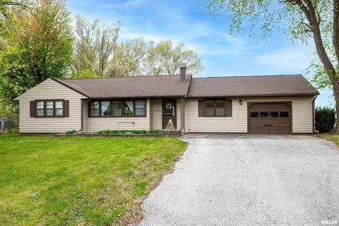 2828 56th Ave W, Milan, IL 61264