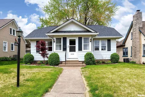 2134 Belle Ave, Davenport, IA 52803