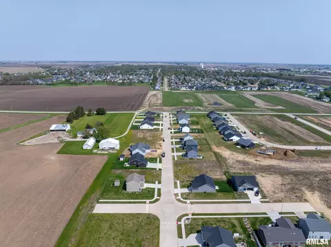1824 S 5th St, Eldridge, IA 52748 photo 48