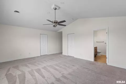 1824 S 5th St, Eldridge, IA 52748 photo 19