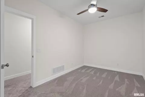 1824 S 5th St, Eldridge, IA 52748 photo 35
