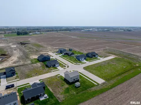 1824 S 5th St, Eldridge, IA 52748 photo 45