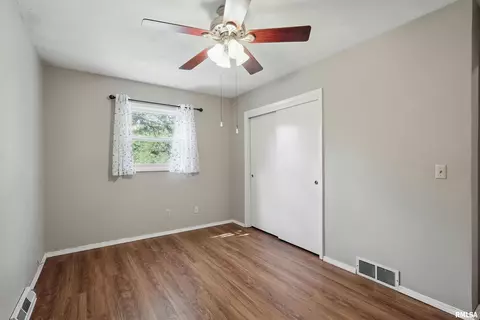 802 8th Ave, Silvis, IL 61282 photo 20