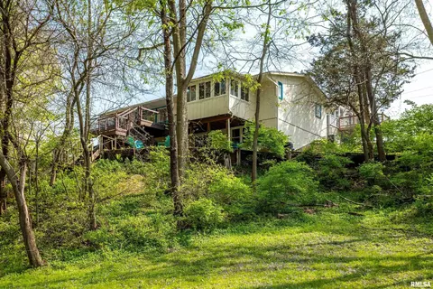802 8th Ave, Silvis, IL 61282 photo 3