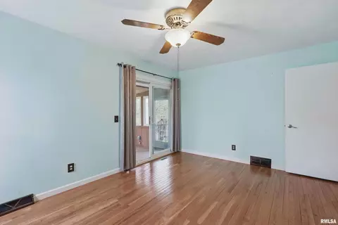 802 8th Ave, Silvis, IL 61282 photo 15