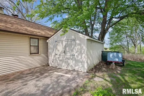 111 S Barrington Dr, Hampton, IL 61256 photo 30