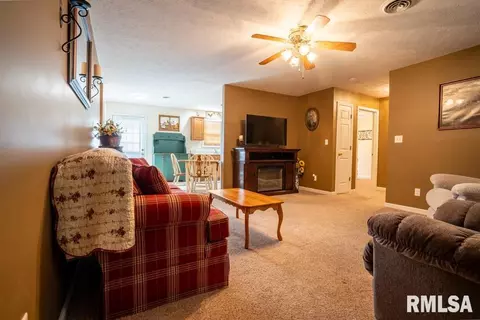 1804 Bridge St, Marion, IL 62959 photo 6