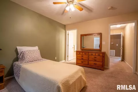 1804 Bridge St, Marion, IL 62959 photo 14