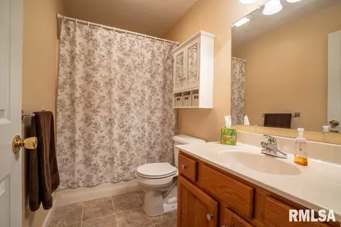 1804 Bridge St, Marion, IL 62959 photo 17