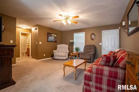 1804 Bridge St, Marion, IL 62959 photo 7