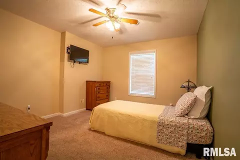 1804 Bridge St, Marion, IL 62959 photo 12