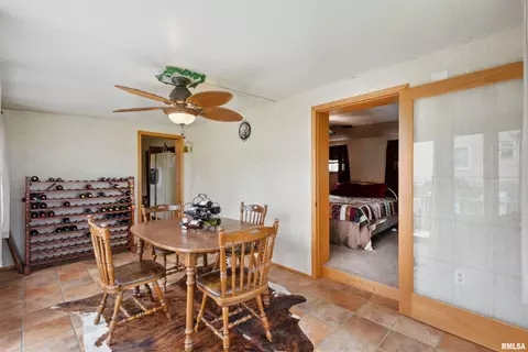 610 5th St, Lowden, IA 52255 photo 15