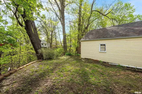 924 53rd St, Moline, IL 61265 photo 31