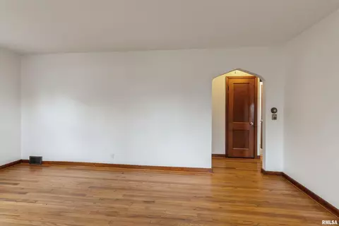 1407 27th Ave, Moline, IL 61265 photo 9