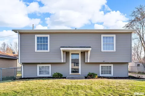 1314 94th Ave W, Rock Island, IL 61201