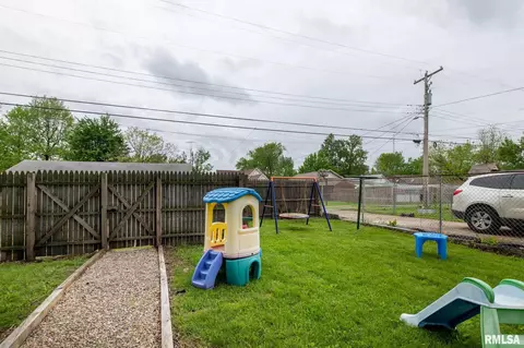 301 N 11th St, Herrin, IL 62948 photo 24