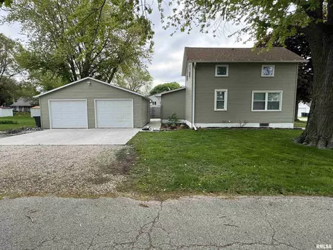329 E Orange St, Geneseo, IL 61254 photo 3