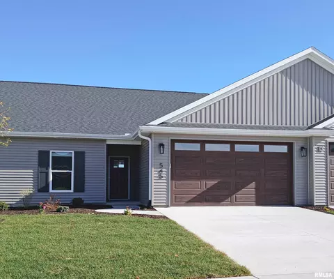 545 N 3rd Ave, Eldridge, IA 52748