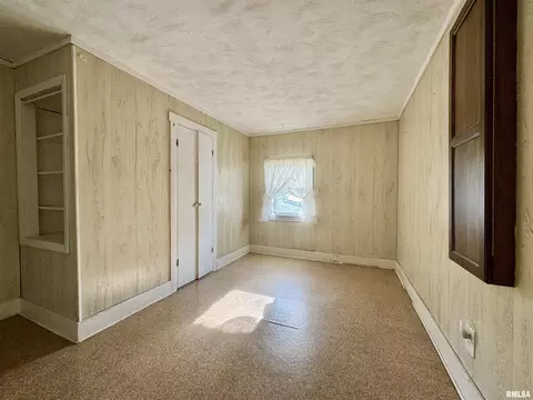 902 E Main St, Aledo, IL 61231 photo 18