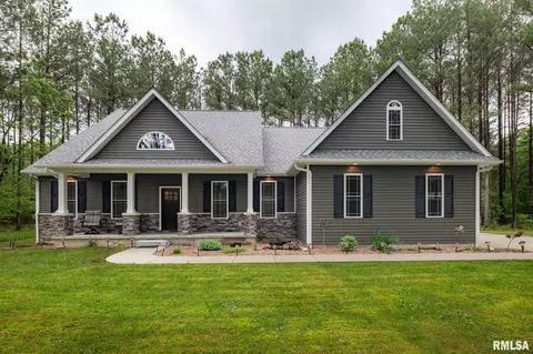 3972 Baptist Camp Rd, Carterville, IL 62918