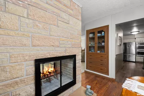 3567 49th St, Moline, IL 61265 photo 7